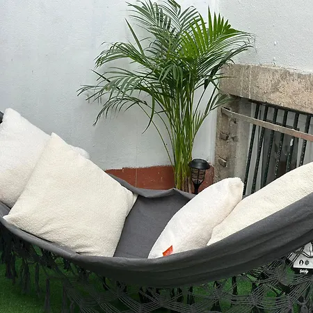 41 Bed River Front Appartement