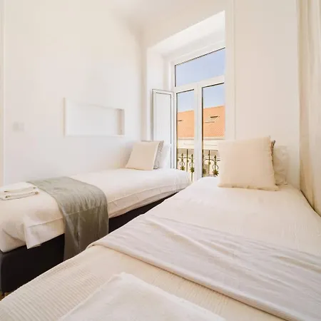 41 Bed River Front Appartement *